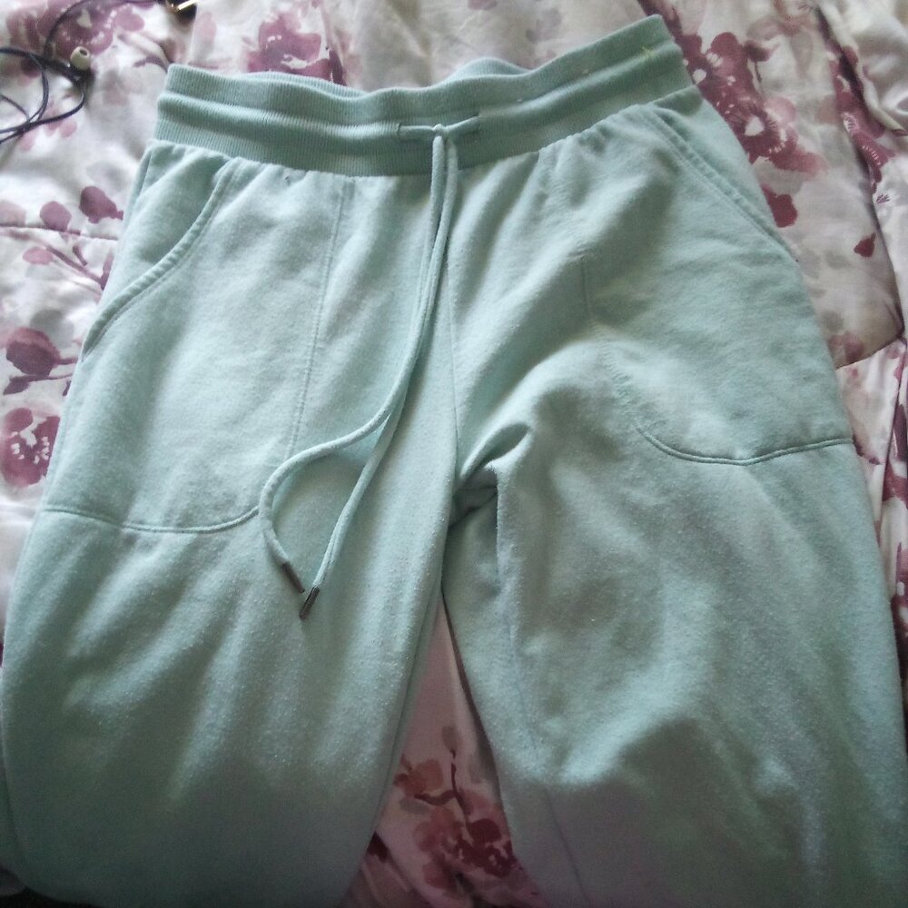 Jogging pants